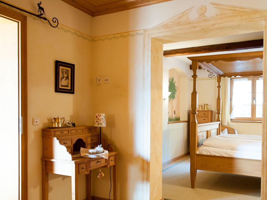 Landhaus Benediktenhof Bad Tölz Zimmer foto